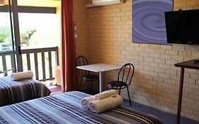 Lancelin Beach Hotel
